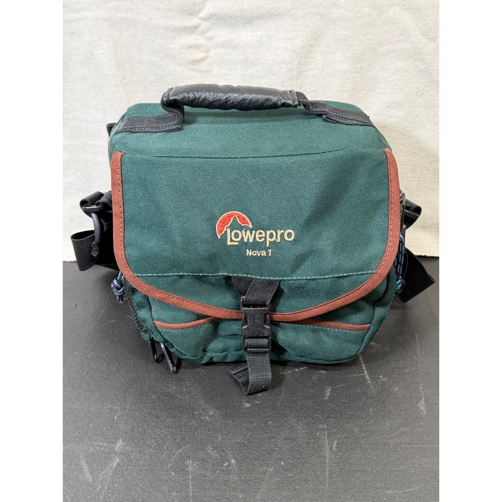 Lowepro Nova 1 Camera Bag Unisex Small Green Vintage Sturdy Canvas Shoulder Bag